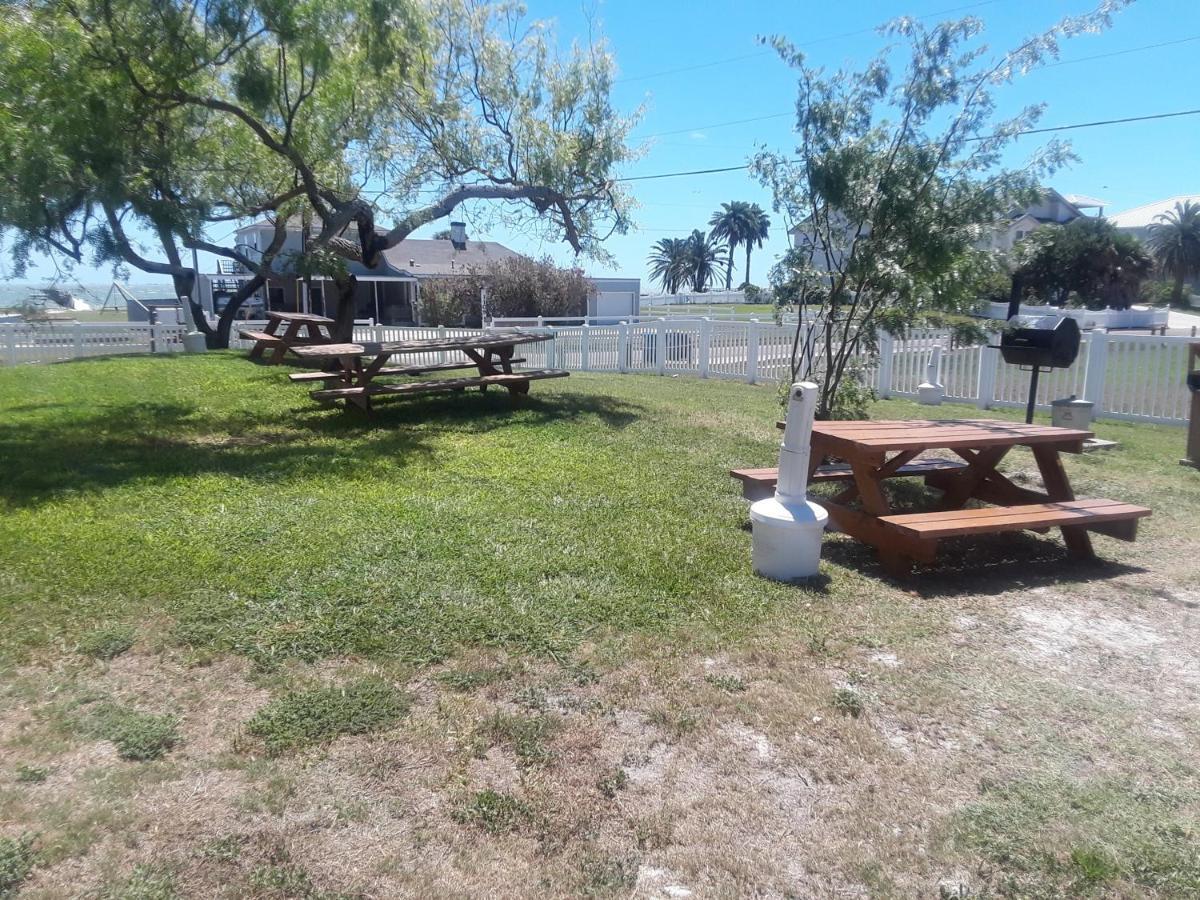 Benjamin'S Pier At Laguna Reef Resort Rockport Exterior foto
